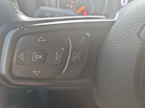 Certified 2019 Jeep Wrangler Unlimited Sport S image 31