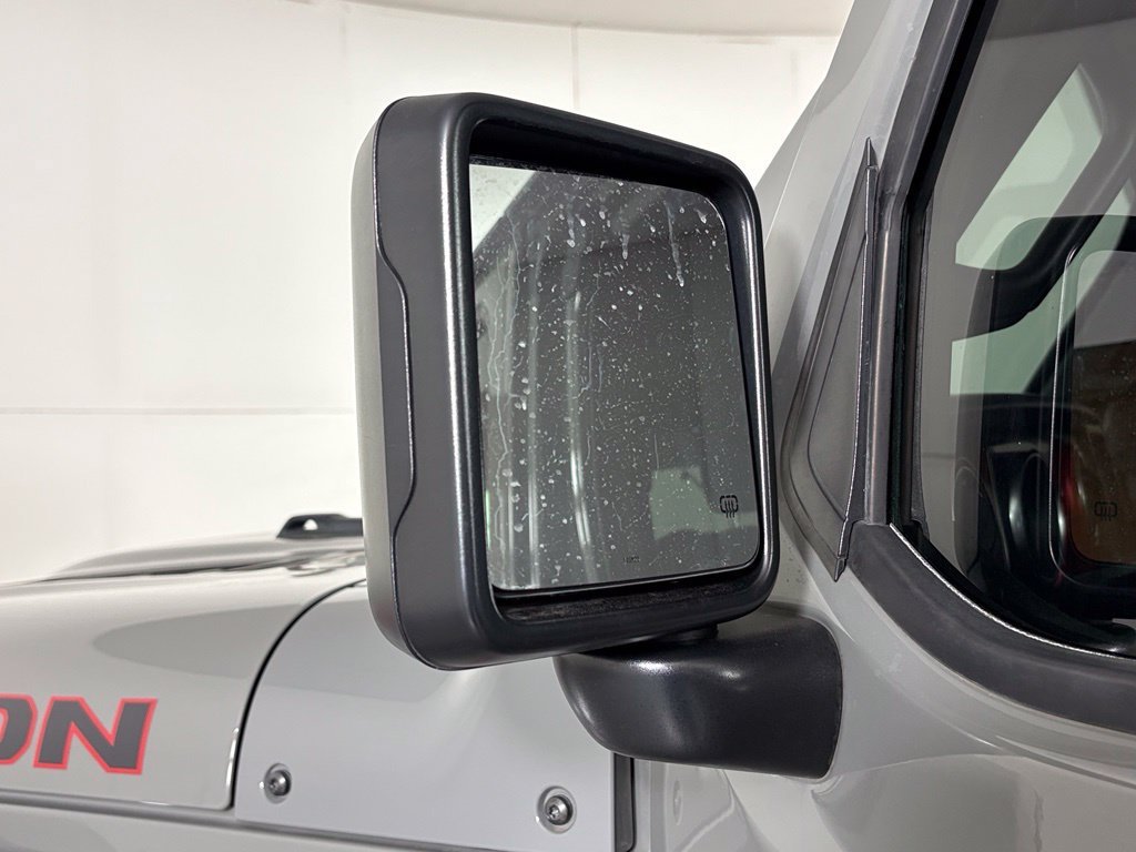 Used 2023 Jeep Wrangler Unlimited Rubicon AWD/4WD image 13