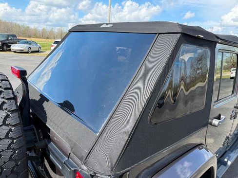 Used 2016 Jeep Wrangler Unlimited Sahara w/ Dual Top Group image 20