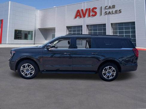 Used 2025 Ford Expedition Max Active AWD/4WD image 10