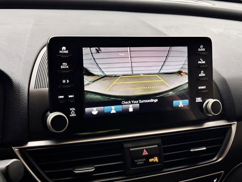 Used 2019 Honda Accord EX-L image 10