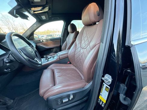 Used 2023 BMW X5 xDrive40i w/ Premium Package image 21