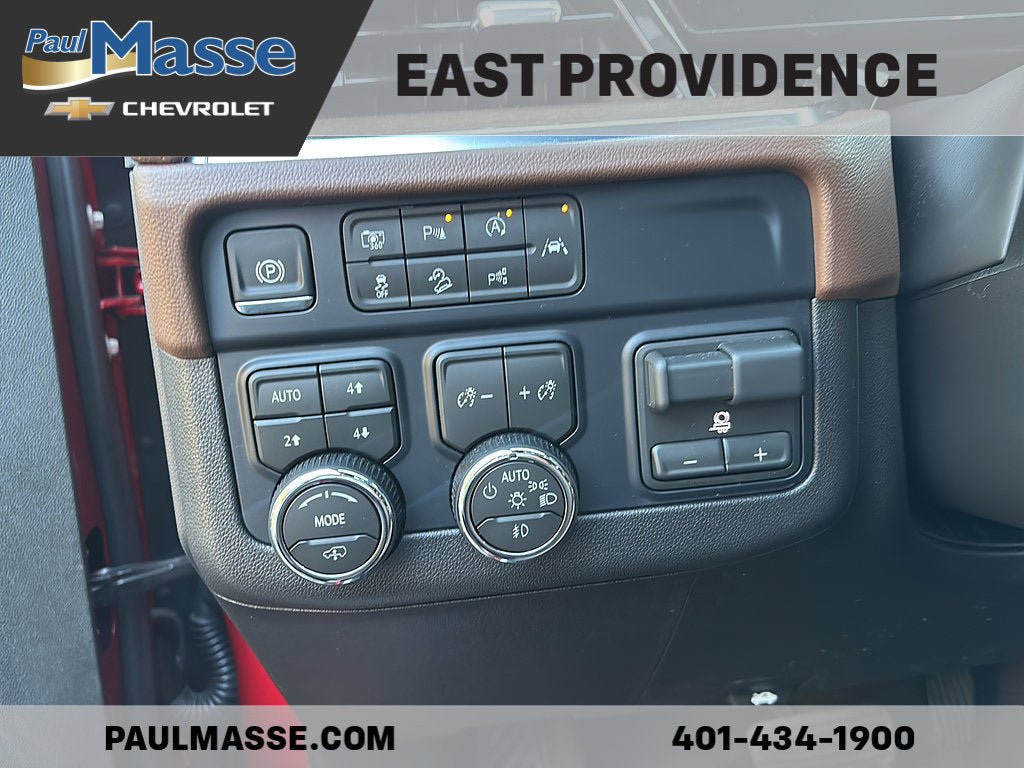 Certified 2026 Chevrolet Suburban High Country AWD/4WD image 12