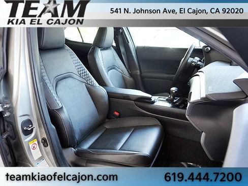 Used 2019 Lexus UX 250h AWD/4WD image 12