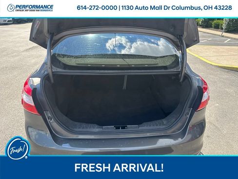 Used 2012 Ford Focus SEL FWD image 26