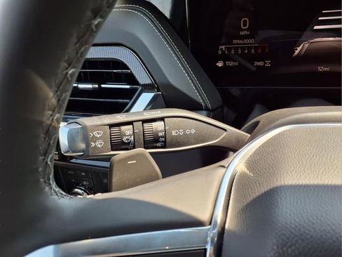 New 2026 GMC Yukon XL Elevation image 19