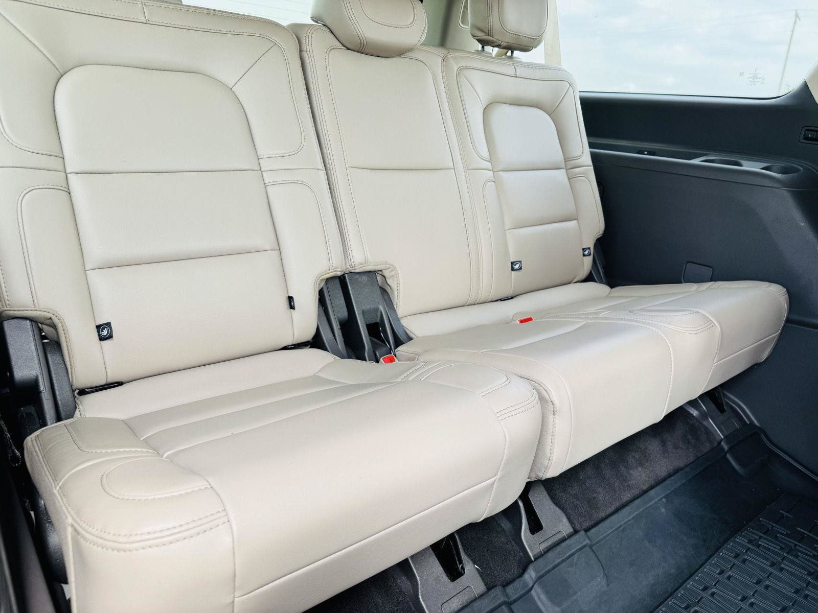 Used 2024 Lincoln Navigator L Reserve AWD/4WD image 42