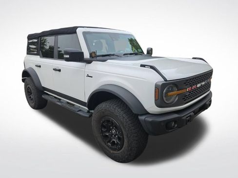 Used 2022 Ford Bronco Badlands AWD/4WD image 3