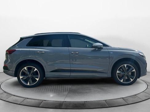 Used 2024 Audi Q4 e-tron Premium Plus AWD/4WD image 8
