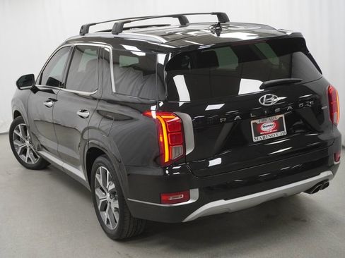 Used 2022 Hyundai Palisade Limited w/ Cargo Package AWD/4WD image 12