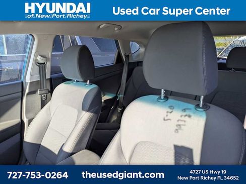 Used 2021 Hyundai Tucson Value w/ Cargo Package FWD image 3
