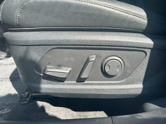Used 2025 Kia Sportage EX AWD/4WD image 15