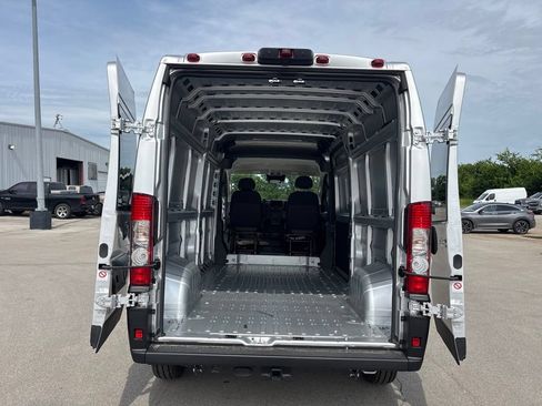 New 2026 RAM ProMaster 2500 w/ Cold Weather Group FWD image 42