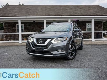 Used 2017 Nissan Rogue SL