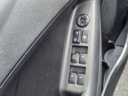 Used 2017 Kia Forte LX FWD image 14