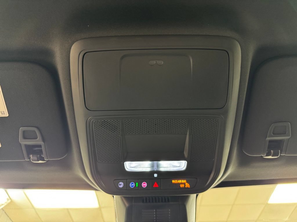 New 2026 GMC Terrain AT4 w/ LPO, Floor Liner Package AWD/4WD image 42