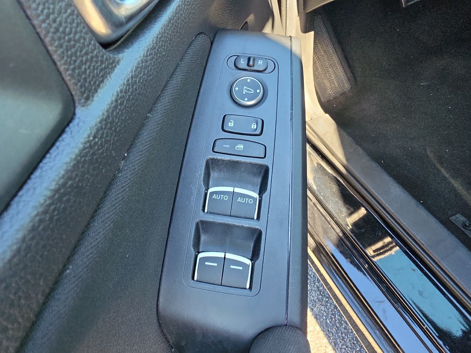 Used 2025 Honda Civic Sport image 14