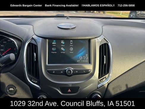 Used 2018 Chevrolet Cruze LT w/ Convenience Package image 19