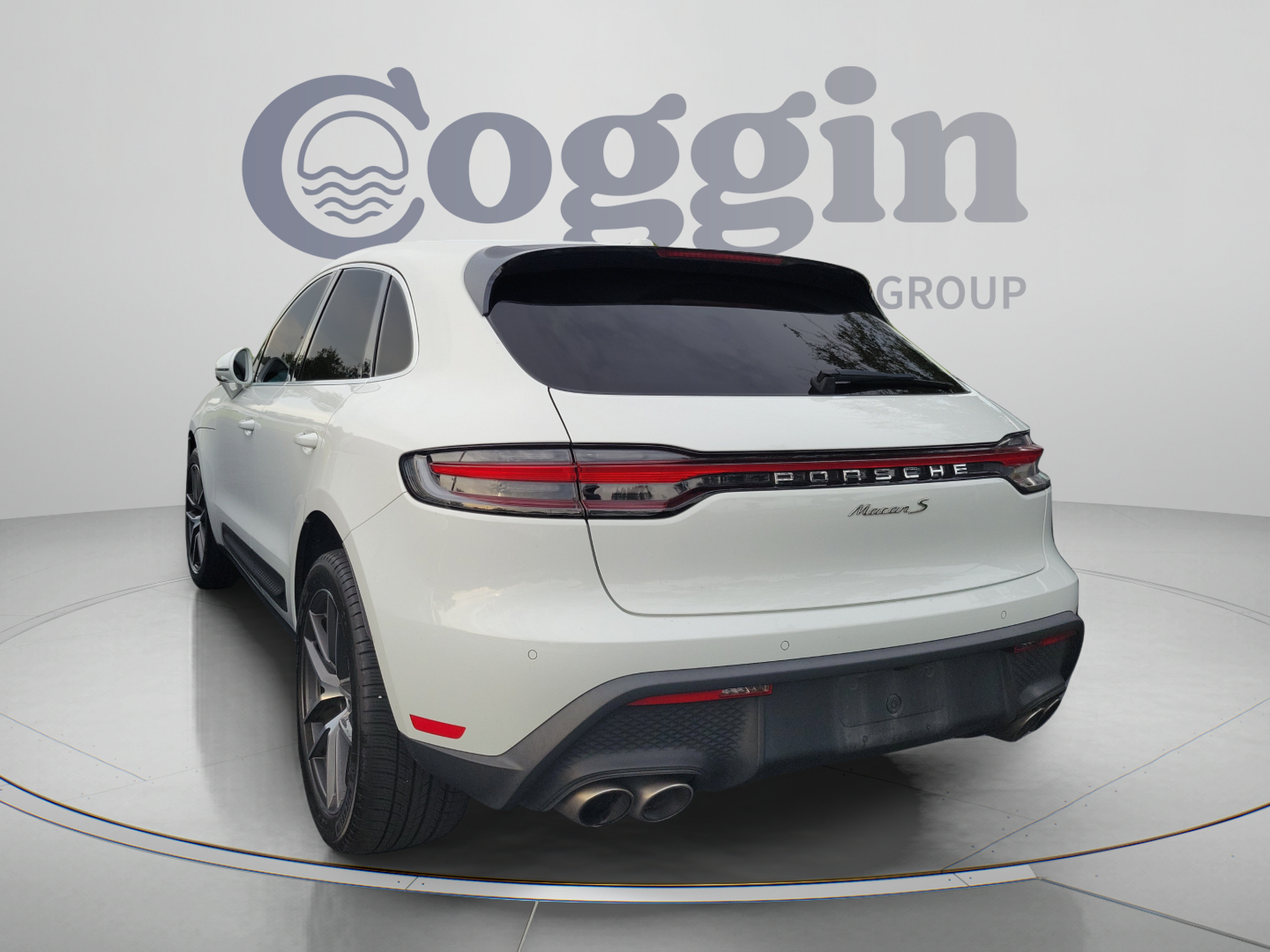 Used 2022 Porsche Macan S AWD/4WD image 4