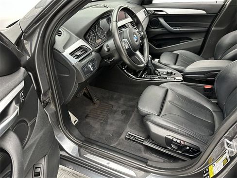 Used 2018 BMW X1 xDrive28i image 11