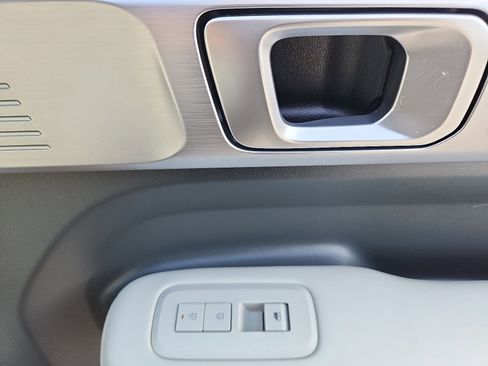 Used 2024 Hyundai Santa Fe Limited image 35