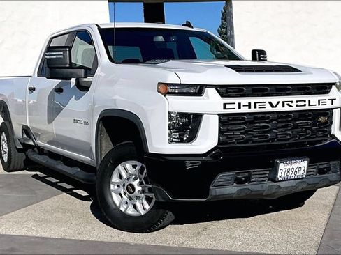 Used 2022 Chevrolet Silverado 2500 Custom w/ Custom Value Package AWD/4WD image 2