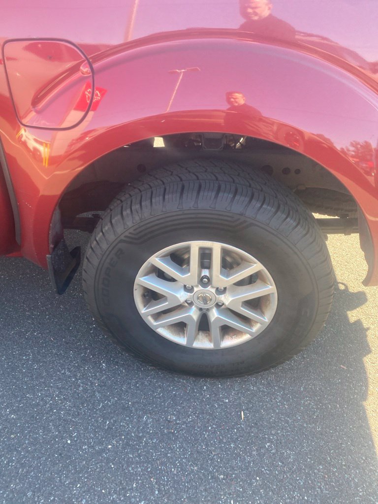 Used 2014 Nissan Frontier SV w/ SV Value Truck Package RWD image 12