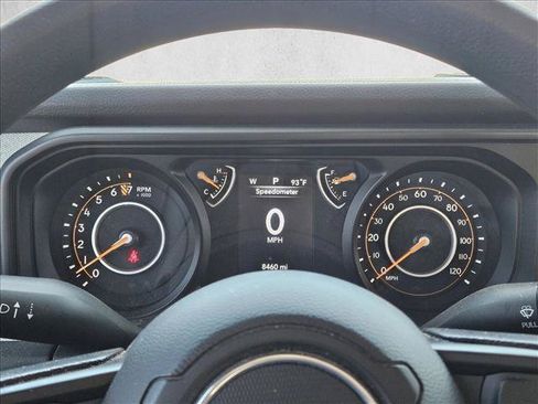 Used 2025 Jeep Gladiator Sport AWD/4WD image 9