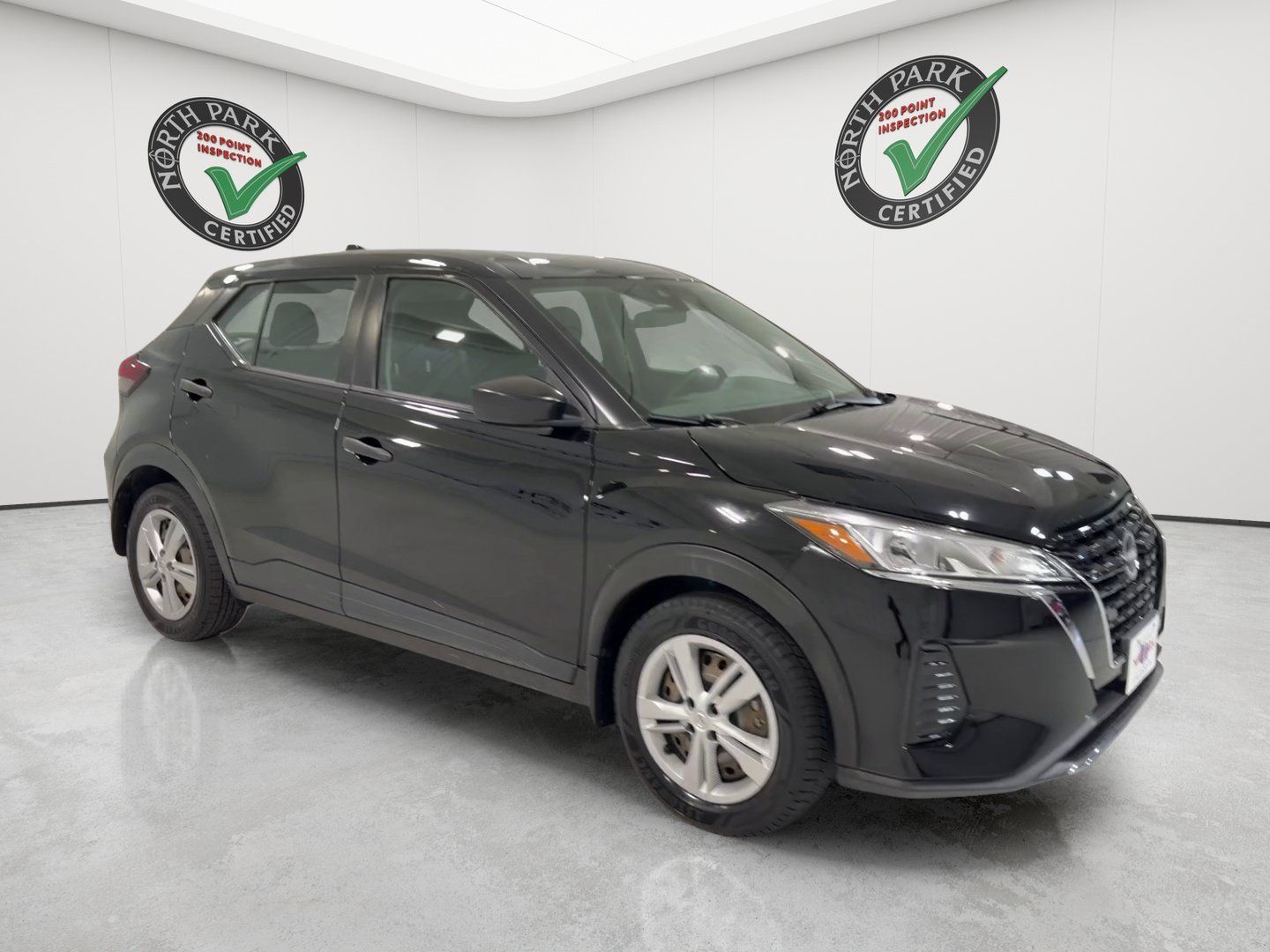 Used 2024 Nissan Kicks S FWD image 7
