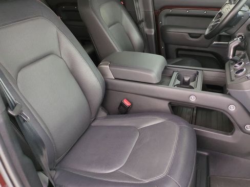 Certified 2024 Land Rover Defender 130 X-Dynamic SE image 24