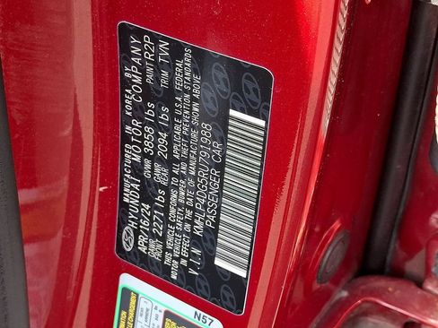 Certified 2024 Hyundai Elantra Limited FWD image 28