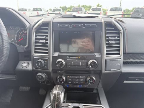 Used 2018 Ford F150 Raptor w/ Equipment Group 802A Luxury AWD/4WD image 12