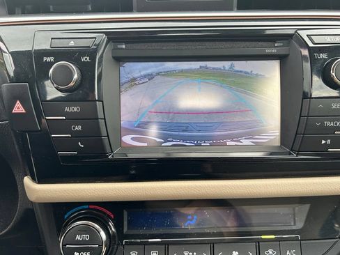 Used 2015 Toyota Corolla LE w/ Protection Package FWD image 21