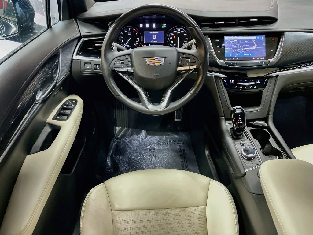 Used 2024 Cadillac XT6 Sport w/ Technology Package AWD/4WD image 24