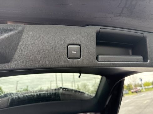 Certified 2023 Ford Escape ST-Line Elite AWD/4WD image 8