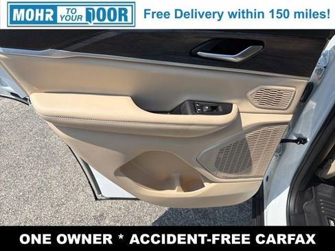 Used 2022 Jeep Grand Cherokee Limited 4xe image 28