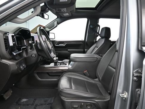 Used 2024 Chevrolet Silverado 1500 LTZ w/ LTZ Convenience Package II image 11