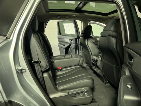 Used 2026 Acura MDX SH-AWD image 29