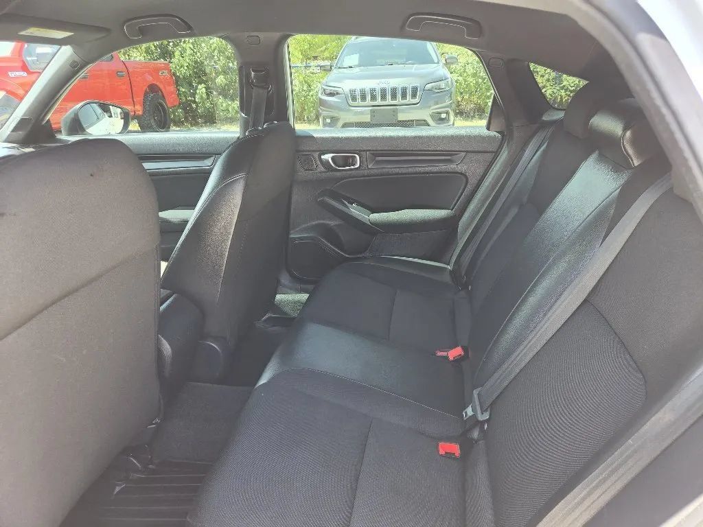 Used 2023 Honda Civic Sport image 18
