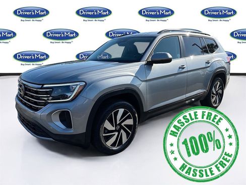 Used 2025 Volkswagen Atlas SE FWD image 3