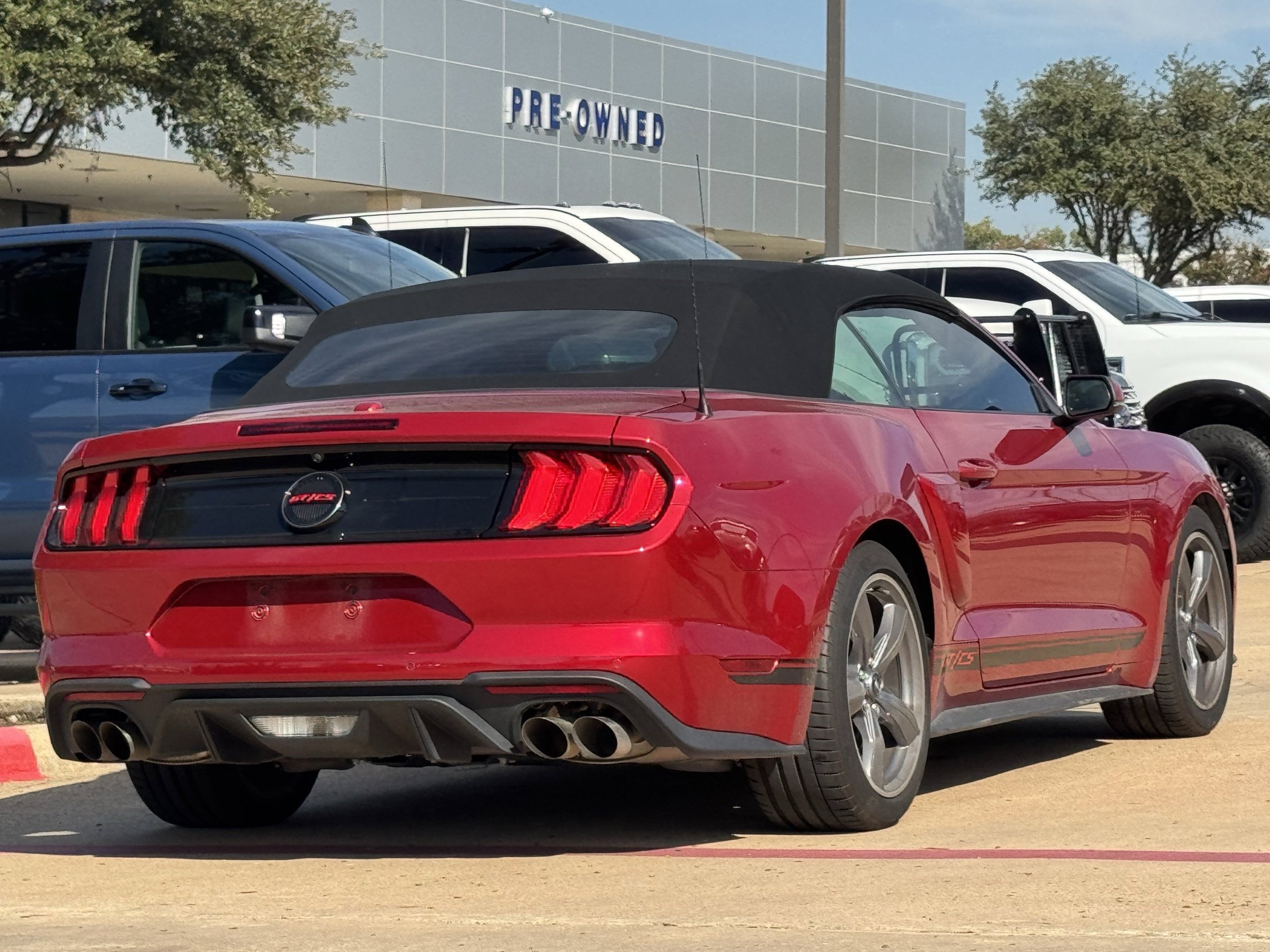 Used 2023 Ford Mustang GT Premium w/ GT Performance Package RWD image 6