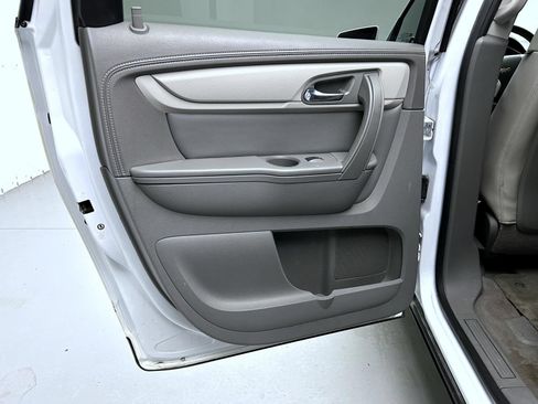 Used 2016 Chevrolet Traverse LT AWD/4WD image 21