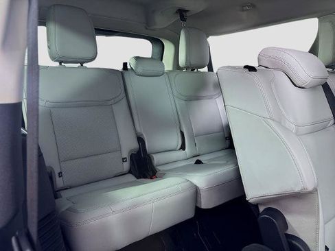 Certified 2025 Ford Expedition Max Platinum AWD/4WD image 29