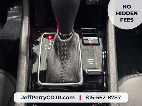 New 2026 Jeep Compass Limited w/ Sun, Sound & Navigation Group AWD/4WD image 18