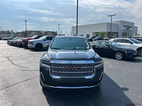 Used 2021 GMC Acadia Denali w/ Denali Technology Package FWD image 3