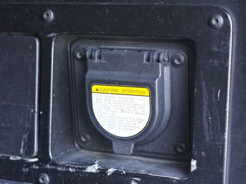 Used 2023 Toyota Tacoma TRD Off-Road w/ Black Out Package (TMS) image 13