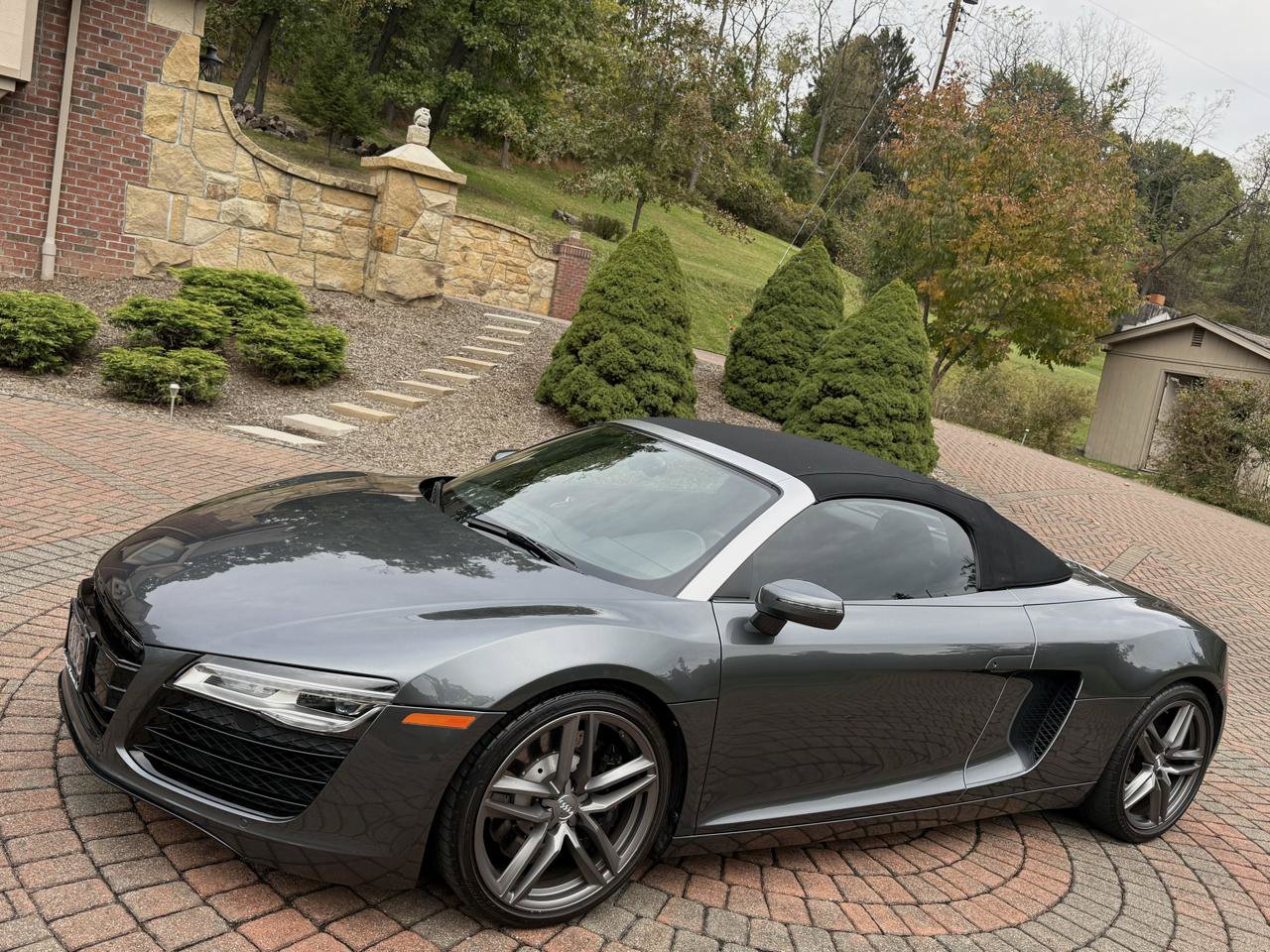 Used 2015 Audi R8 V8 w/ Full Leather Package AWD/4WD image 15