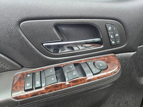 Used 2013 GMC Sierra 3500 Denali image 29