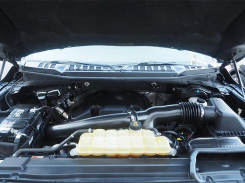 Used 2018 Ford F150 Lariat w/ Equipment Group 502A Luxury image 27