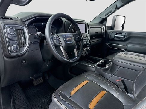 Used 2020 GMC Sierra 3500 AT4 w/ AT4 Premium Package image 3